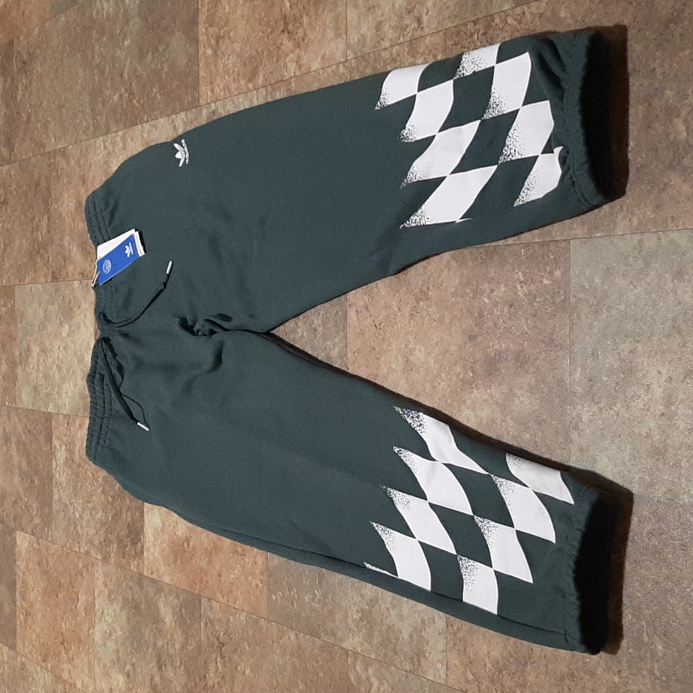 New. Men's Adidas Originals Rekive Graphic Joggers. Size Small. - Picture 2 of 8